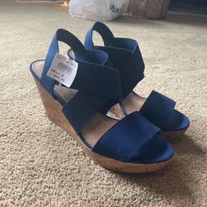 Navy wedges NWT
